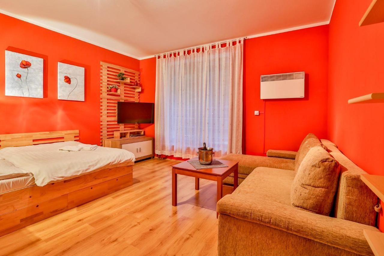 Apartmanovy Dom Fatrapark 1 S Wellness - Hlavna Recepcia Ружомберок Екстериор снимка