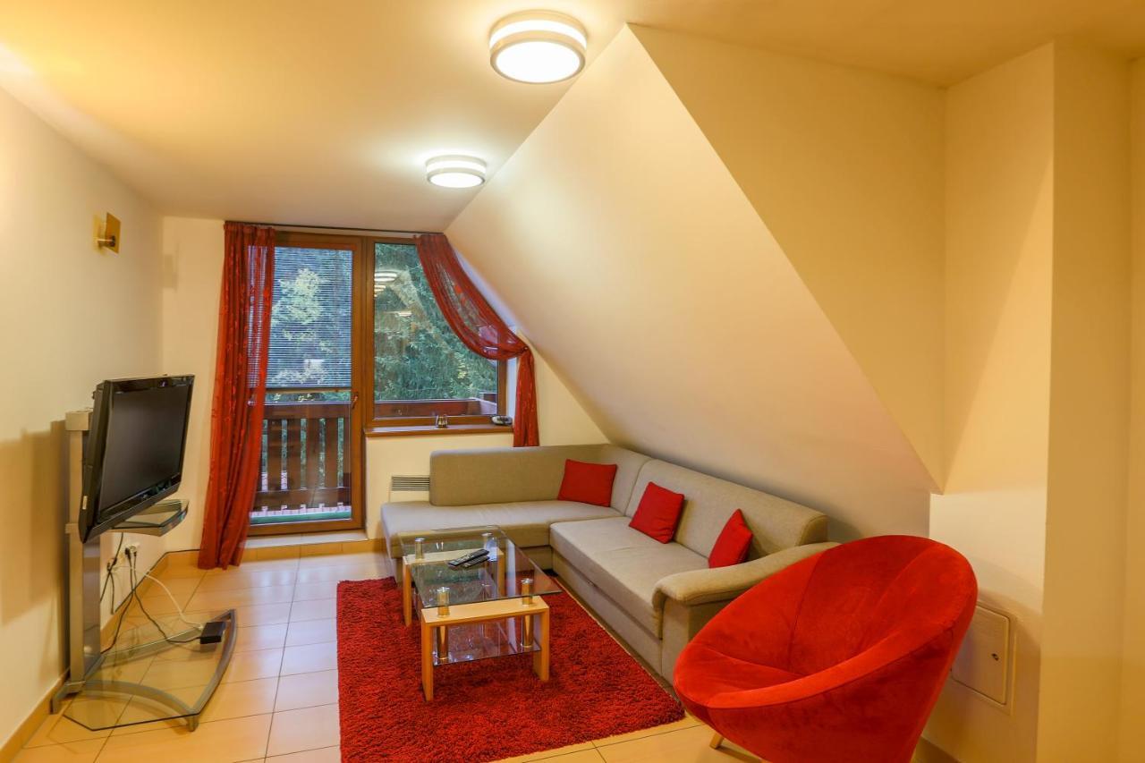 Apartmanovy Dom Fatrapark 1 S Wellness - Hlavna Recepcia Ружомберок Екстериор снимка