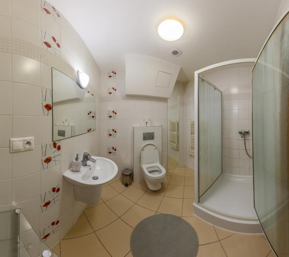 Apartmanovy Dom Fatrapark 1 S Wellness - Hlavna Recepcia Ружомберок Екстериор снимка