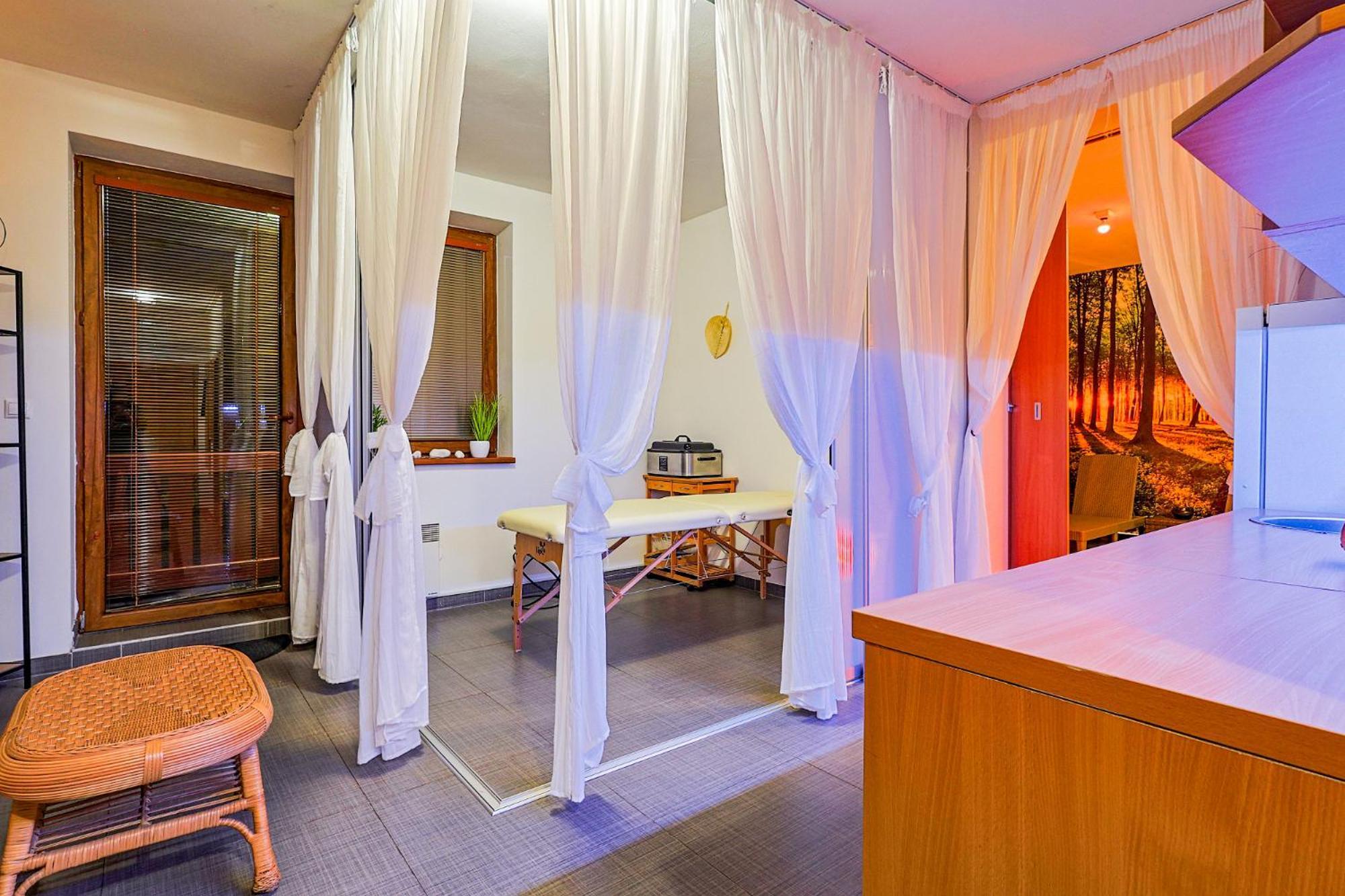 Apartmanovy Dom Fatrapark 1 S Wellness - Hlavna Recepcia Ружомберок Екстериор снимка