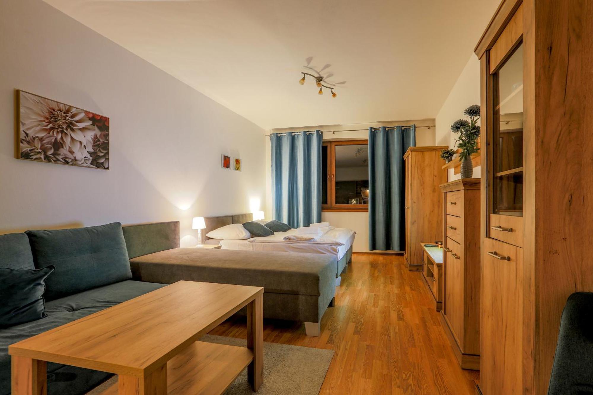 Apartmanovy Dom Fatrapark 1 S Wellness - Hlavna Recepcia Ружомберок Екстериор снимка