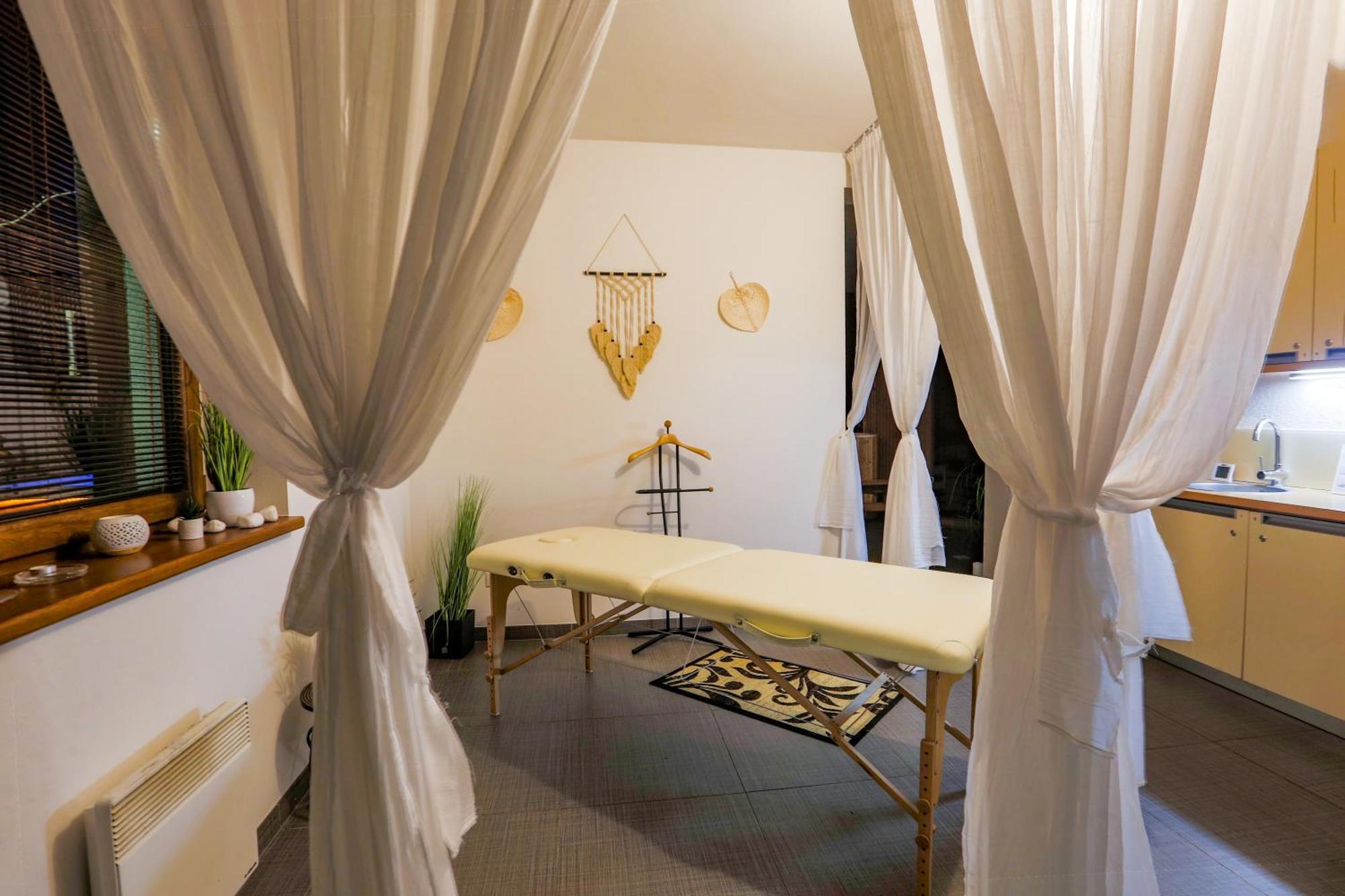 Apartmanovy Dom Fatrapark 1 S Wellness - Hlavna Recepcia Ружомберок Екстериор снимка