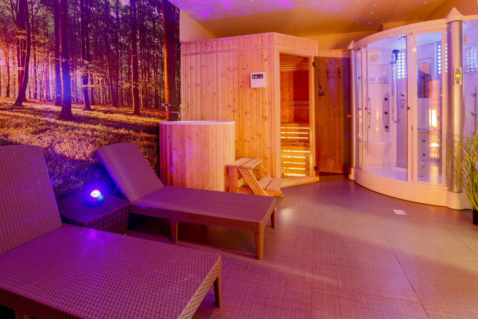 Apartmanovy Dom Fatrapark 1 S Wellness - Hlavna Recepcia Ружомберок Екстериор снимка